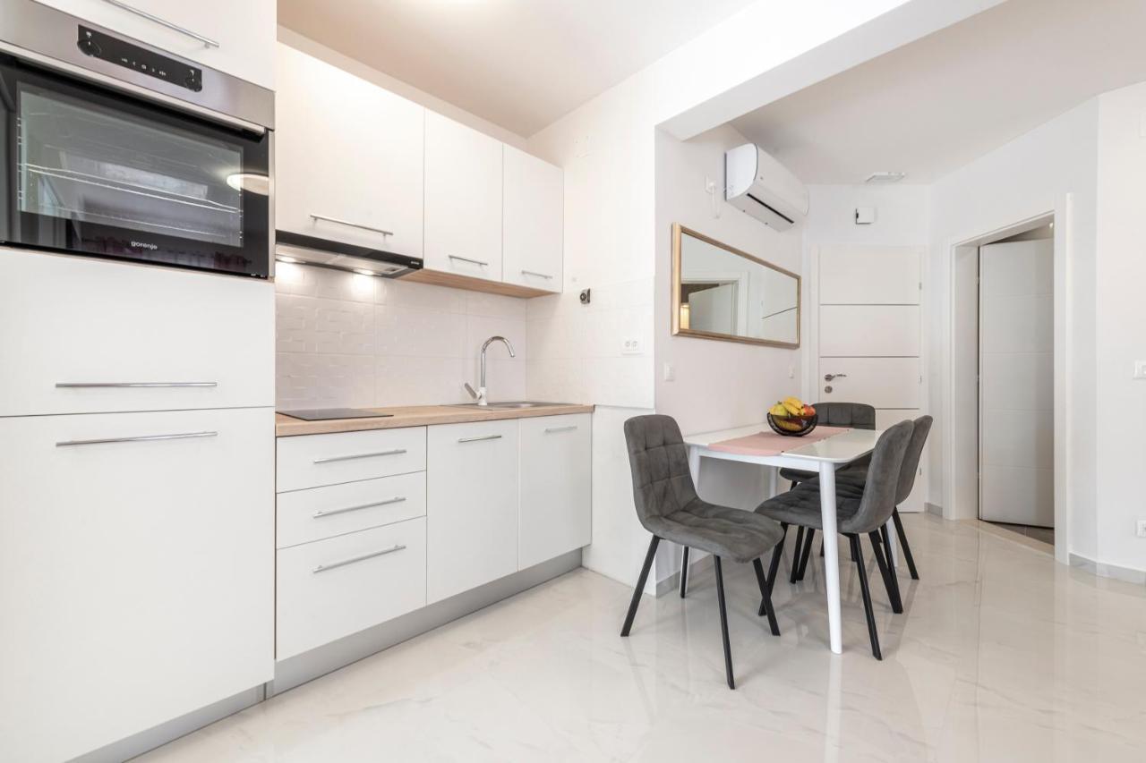 Apartments Kiki Млини Екстериор снимка