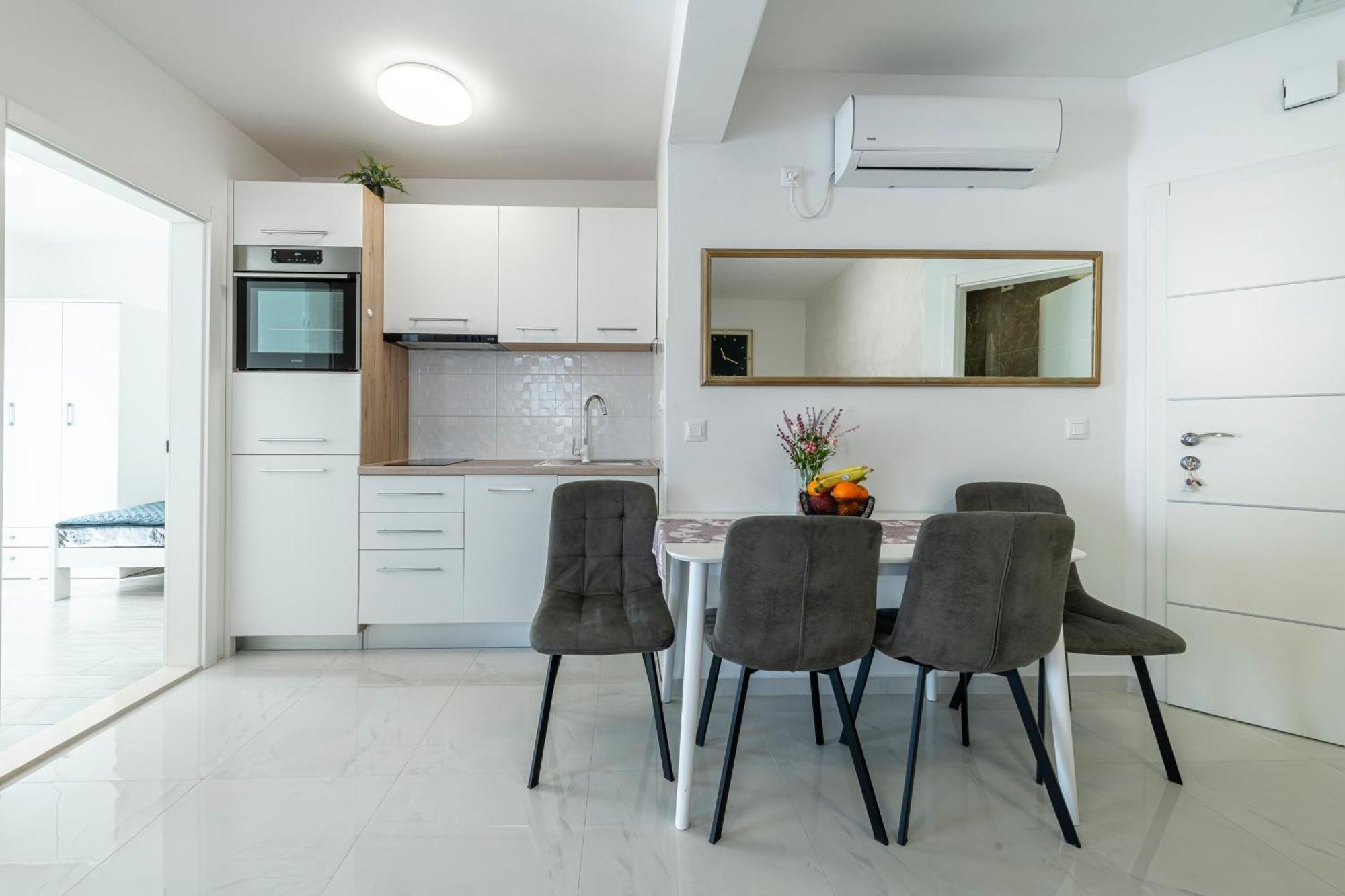 Apartments Kiki Млини Екстериор снимка